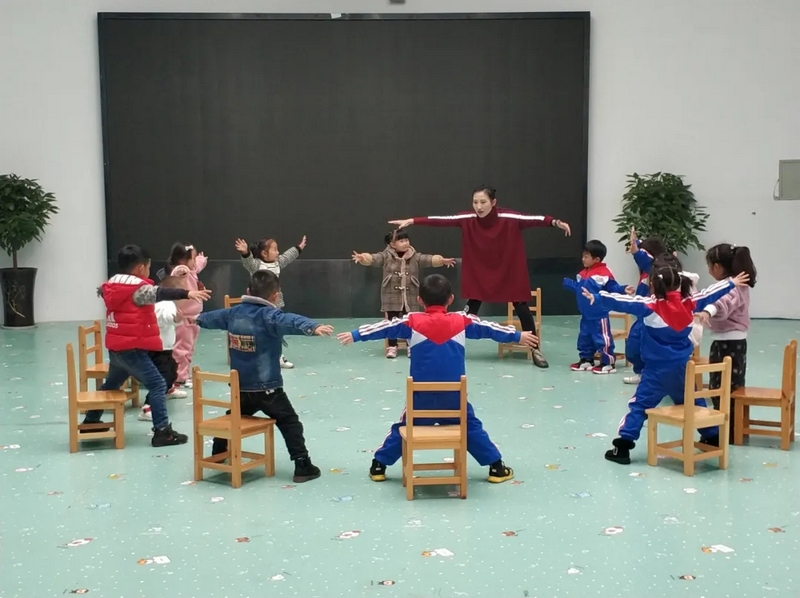 贵阳幼高专：立足幼教事业积极服务社会(图3)